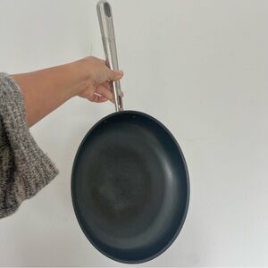 MISEN 10” Carbon Non-Stick Black Frying Pan Silver Handle 3Ply Carbon Steel Used